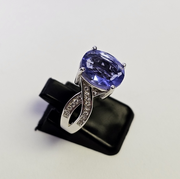 Color Change Fluorite & White Zircon in Sterling Silver Size 7! 😍 - Picture 7 of 8